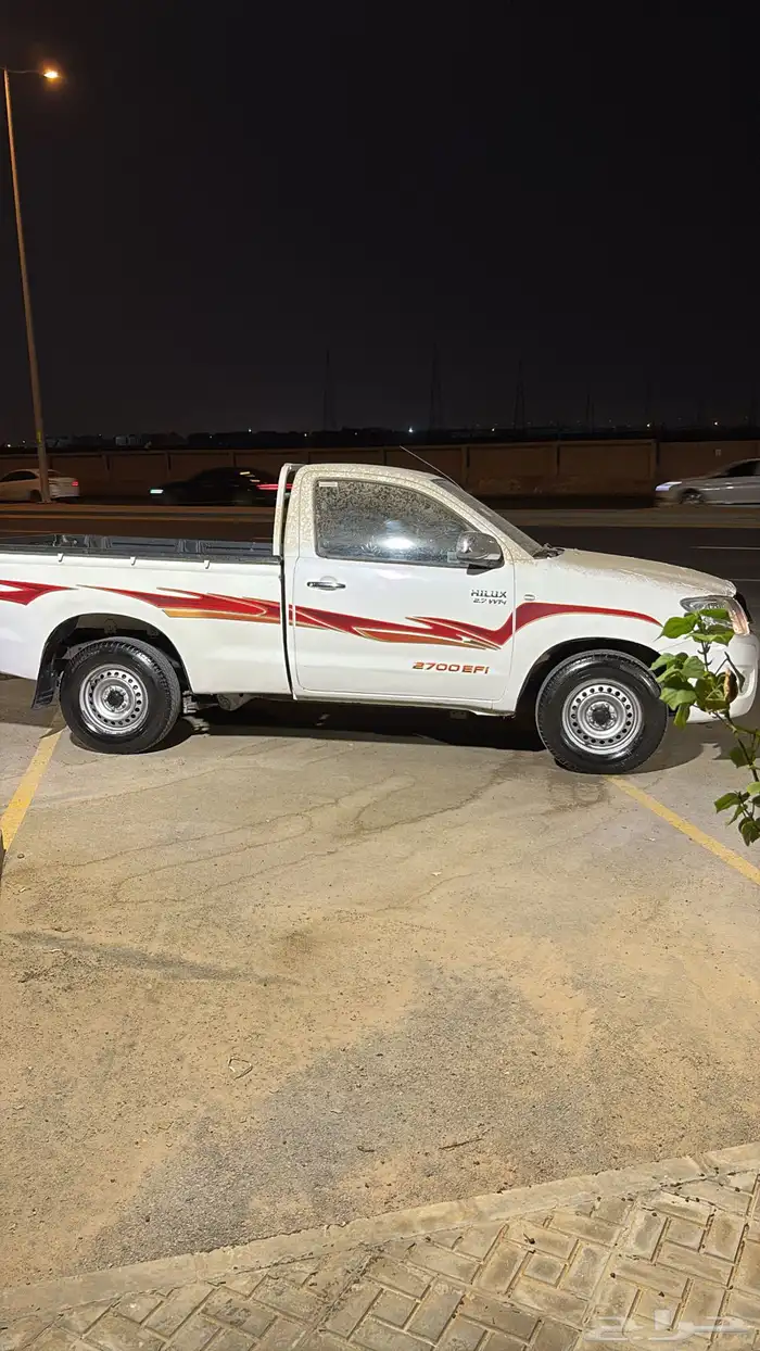 هايلوكس 2011 نظيفه 9