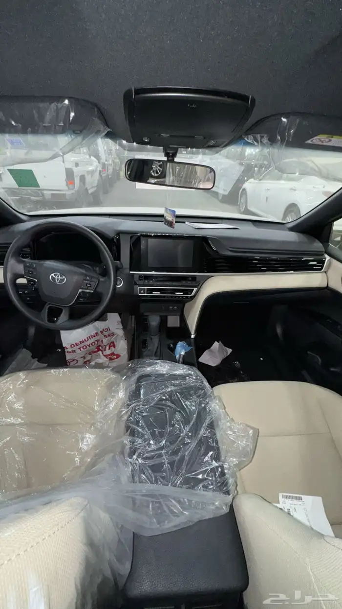 كامري ستاندر اسود 7