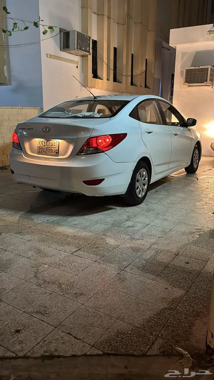 للبيع اكسنت 2014 12