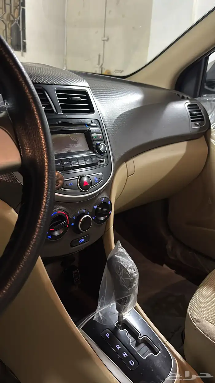 للبيع اكسنت 2014 18