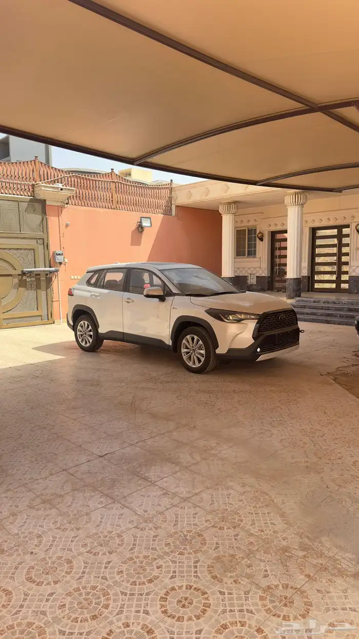 كرولا اصفار هايبرد 2025( كروس ) 5