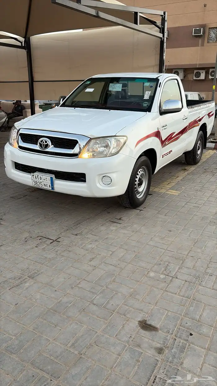 هايلوكس 2011 نظيفه 6