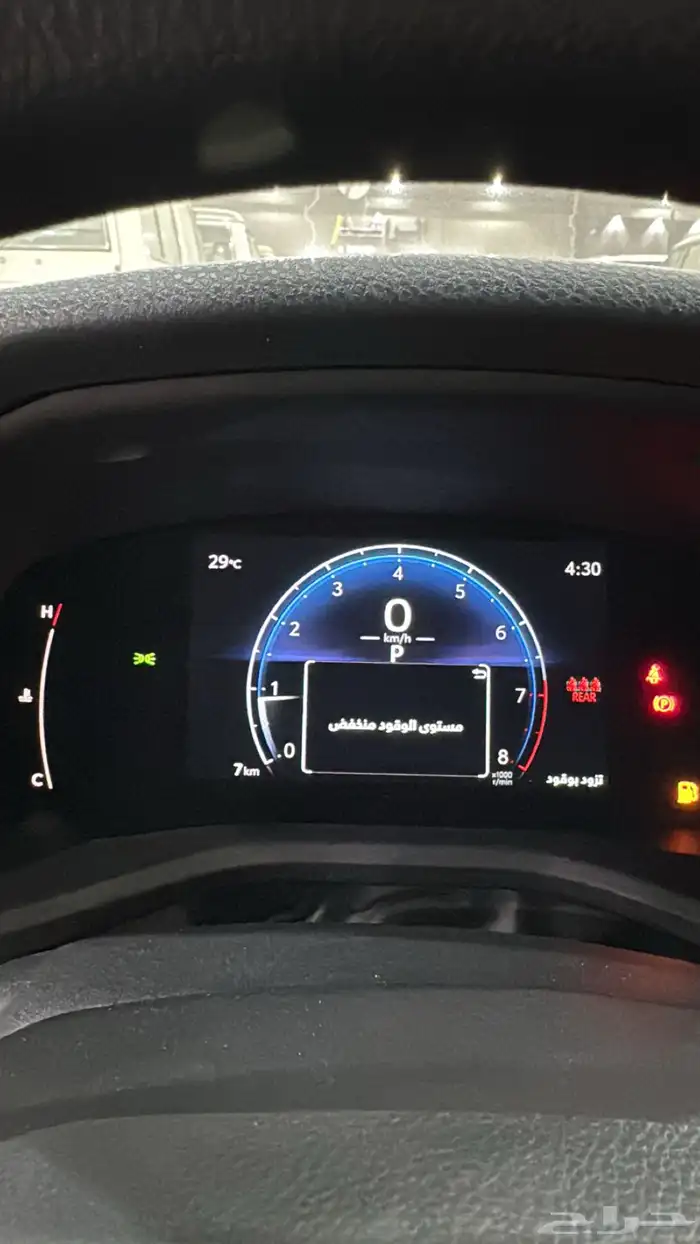 كامري ستاندر اسود 11