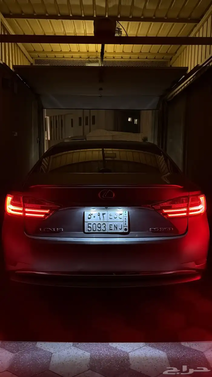 لكزس نظيفه جدا 2016 11