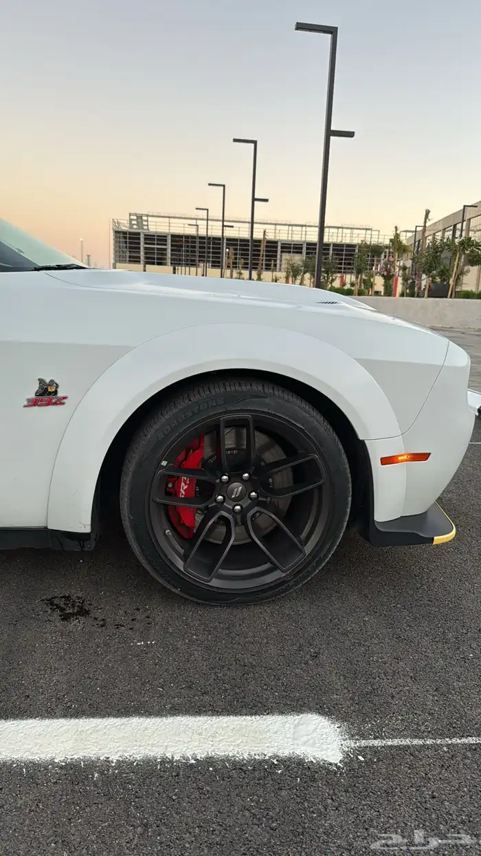 دودج تشالنجر 8