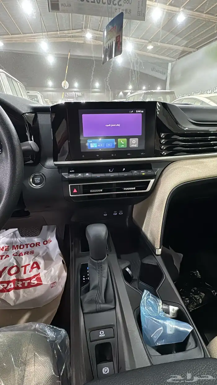 كامري ستاندر اسود 8