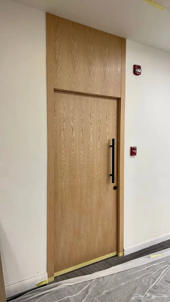 تفصيل وتوريد ابواب خشب وابواب WPC 9