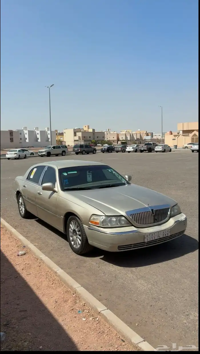 لنكون تاون كار 8