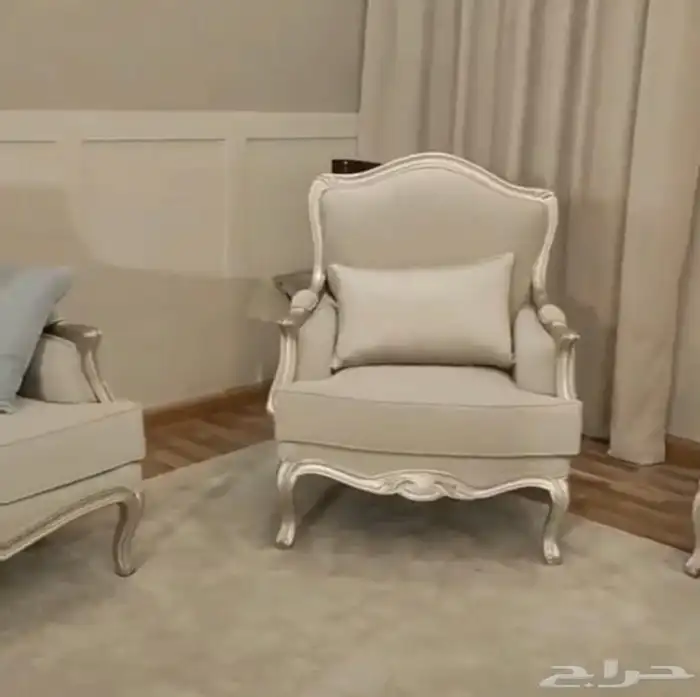 كنب مفروشات وأثاث ملكي 17