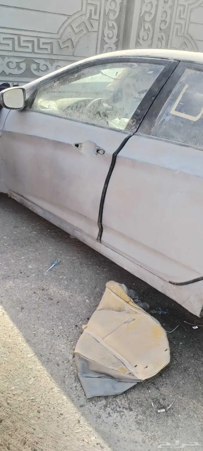 متوفر قطع غيار اكسنت موديل 2016 مقاس 1400 الجربكس شد بلد 4