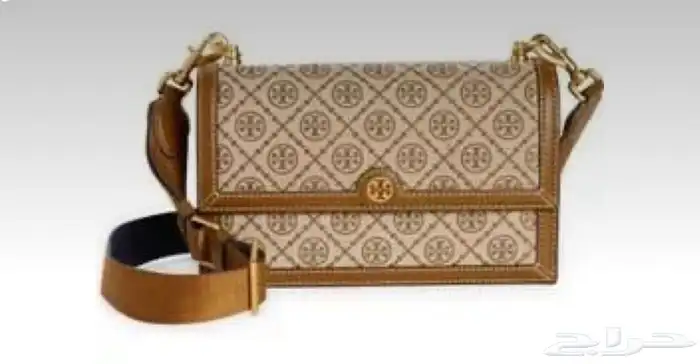 شنطه ماركات ديور قودشي شانيل وجميع إلى منزله متوفره لطلب 8