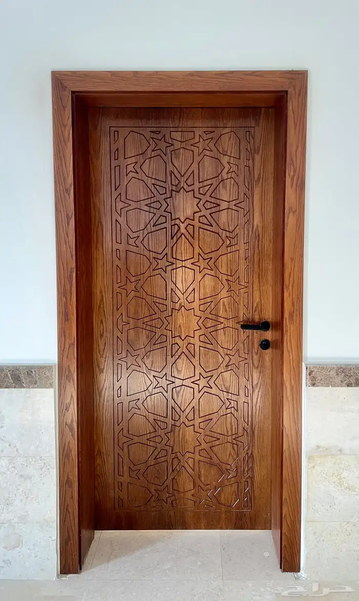 تفصيل وتوريد ابواب خشب وابواب WPC 1