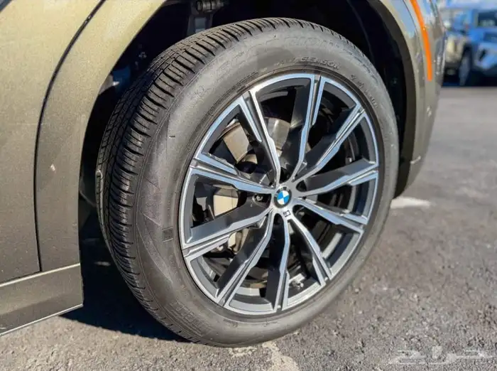 بي ام دبليو اكس BMW X6 XDrive40i Sports Activity موديل 2022 8