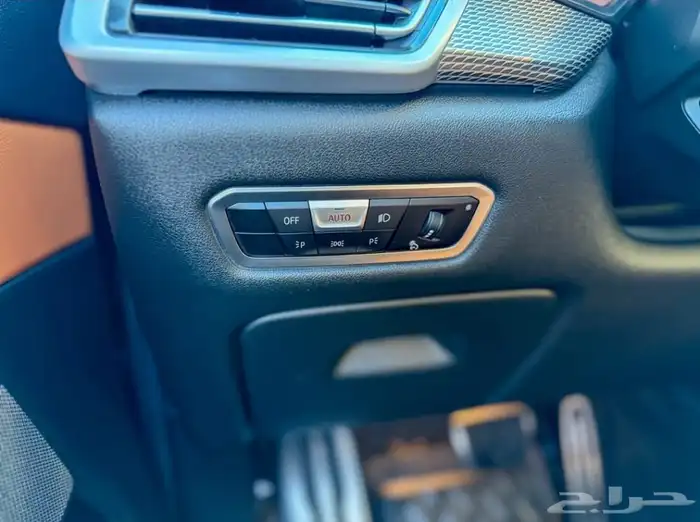بي ام دبليو اكس BMW X6 XDrive40i Sports Activity موديل 2022 21