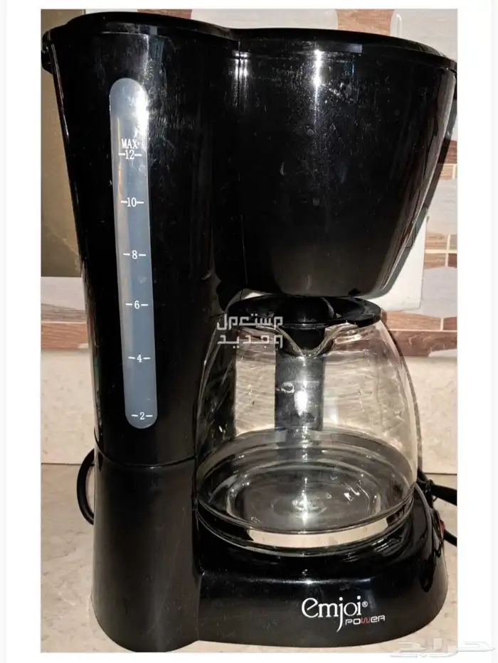 ماكينة قهوة للبيع استخدام بسيط جدا السعر 100 ريال 0