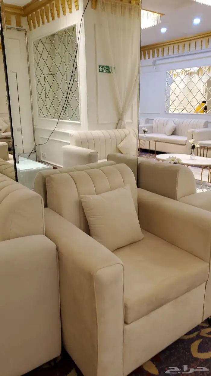 لتاجير الكنب وطاولات مكيفات صحراوية تنسيق ورود كوش حفلات كنب 9