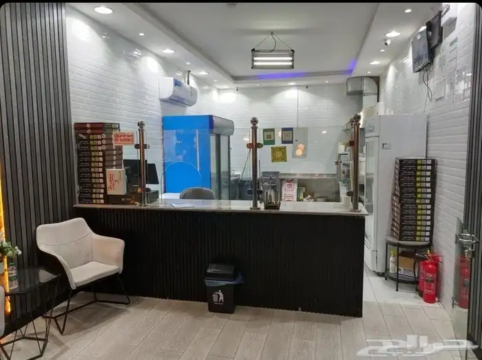 محل لتقبيل َمع جميع الاغرظ 8