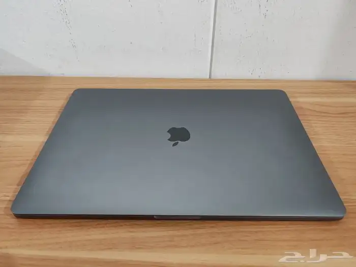 MacBook Pro i7. 16inch 16GB ram 500gb SSD 4gb graphics 2