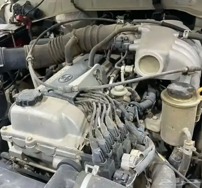 مكينة جيب جكسار 2006 نظيفة وشد بلد على وكالتها 0