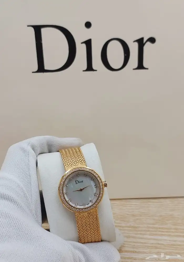 ساعات نسائيه من ماركه ديور مع ضمانه سنه 5