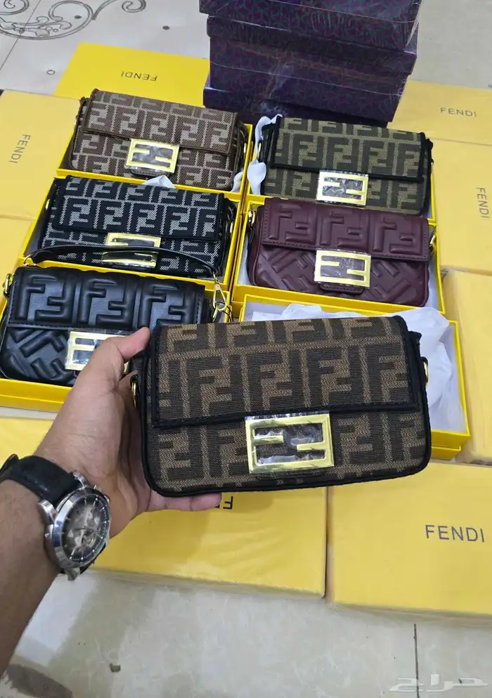 شنط ماركات نسائيه جمله وقطاعي 0