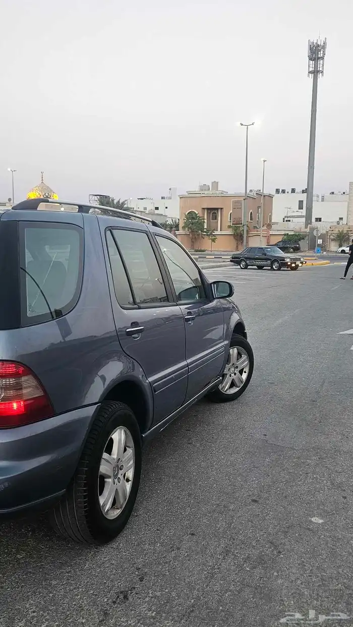 مرسيدس ml 350 للبيع مع الوحة 4