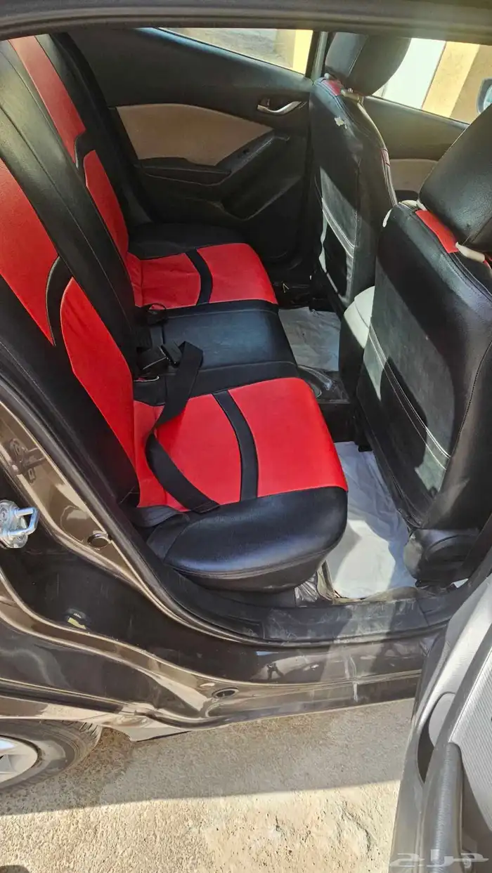 للبيع سيارة مازدا 3 2015 2