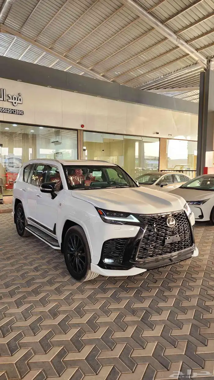 لكزس LX600 اف اسبورت سعودي ابيض 2025 ( بطاقه جمركيه ) 8