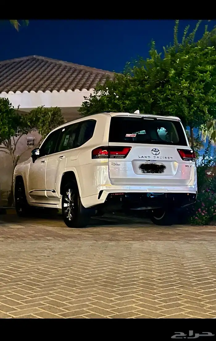 للبيع vxr 2025 سعودي عبداللطيف جميل 0