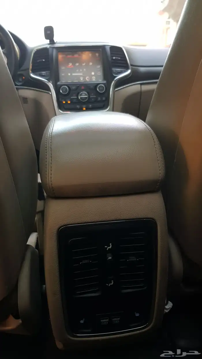 جراند شيروكي 2015 8