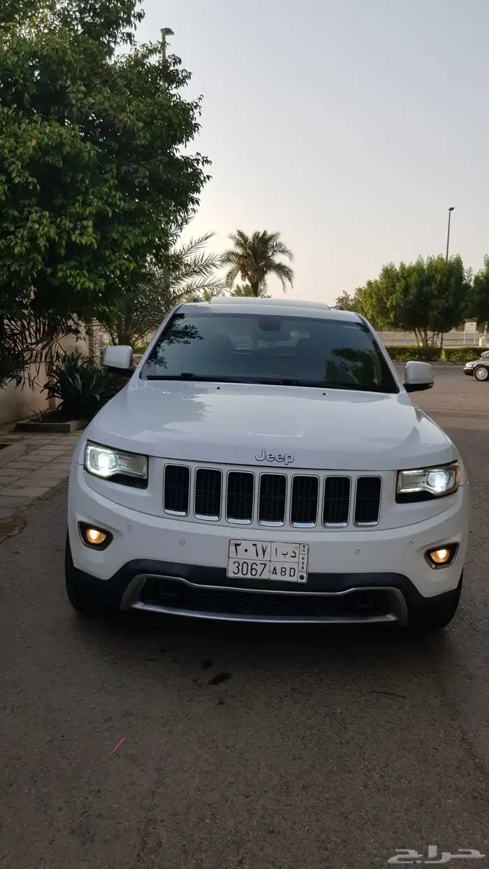 جراند شيروكي 2015 0
