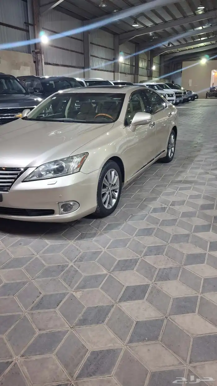 لكزس اي اس 350 موديل 2010 2