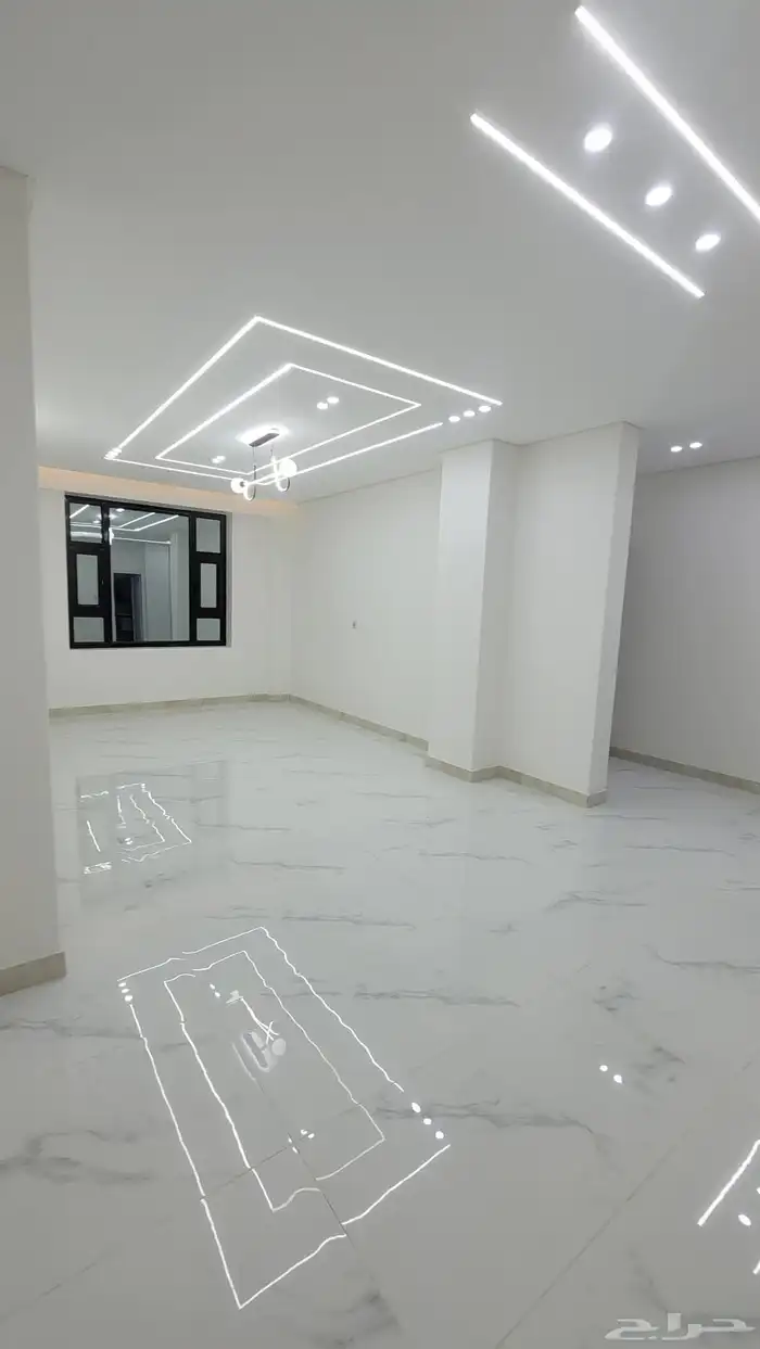 متخصص مجال الدهانات والديكورات 3