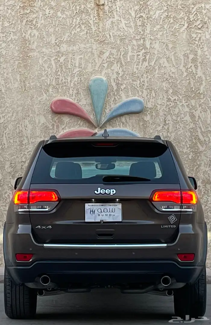 جيب جراند شيروكي ليميتيد 2021 10