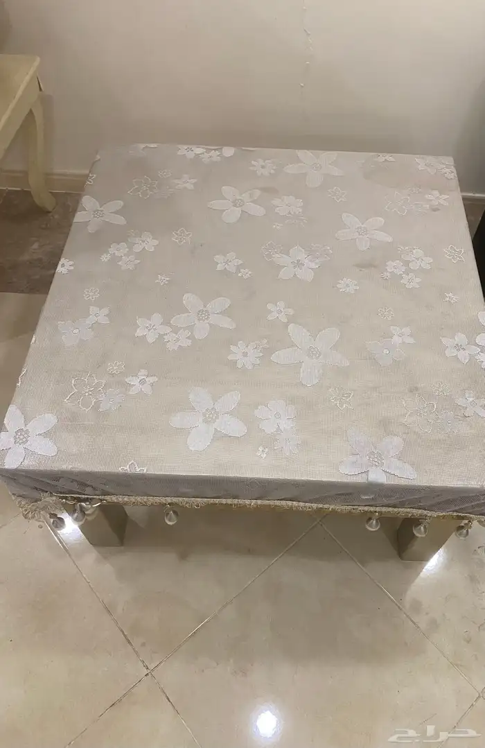 طاولة ضيافه 0