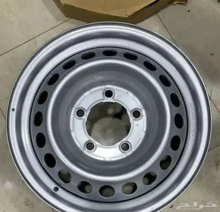 جنوط تويوتا هلل اصلي مقاس 17 5 مسامير ( جديد ) 0