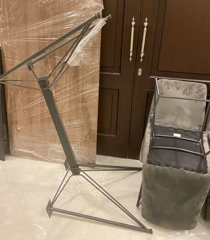 طاولة طعام 4