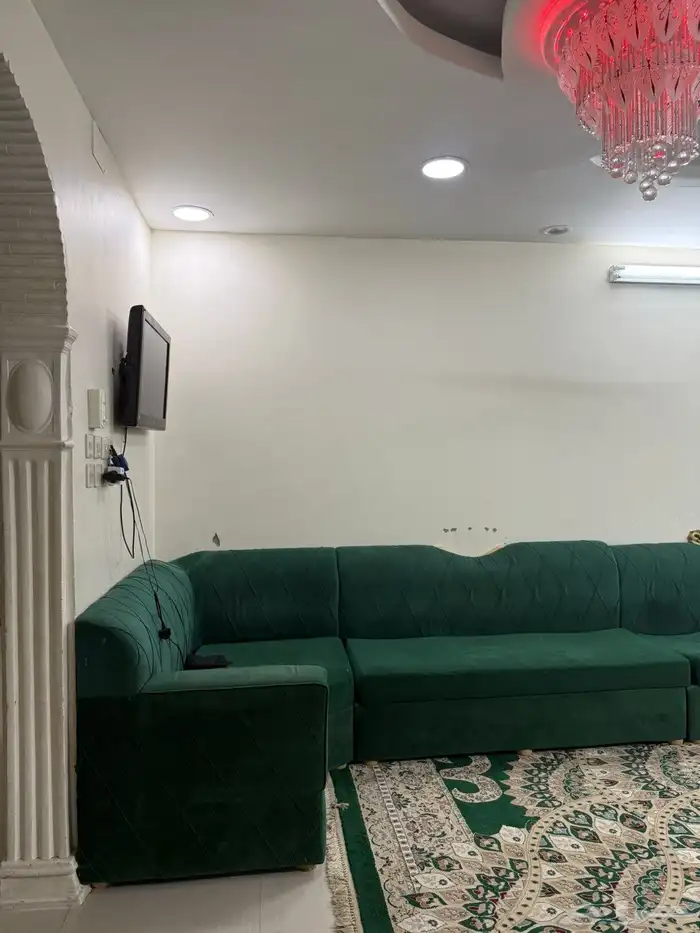 كنب مستعمل كبيره للبيع سبب للبيع ثاث جديد سوم تحت ألف الان 2