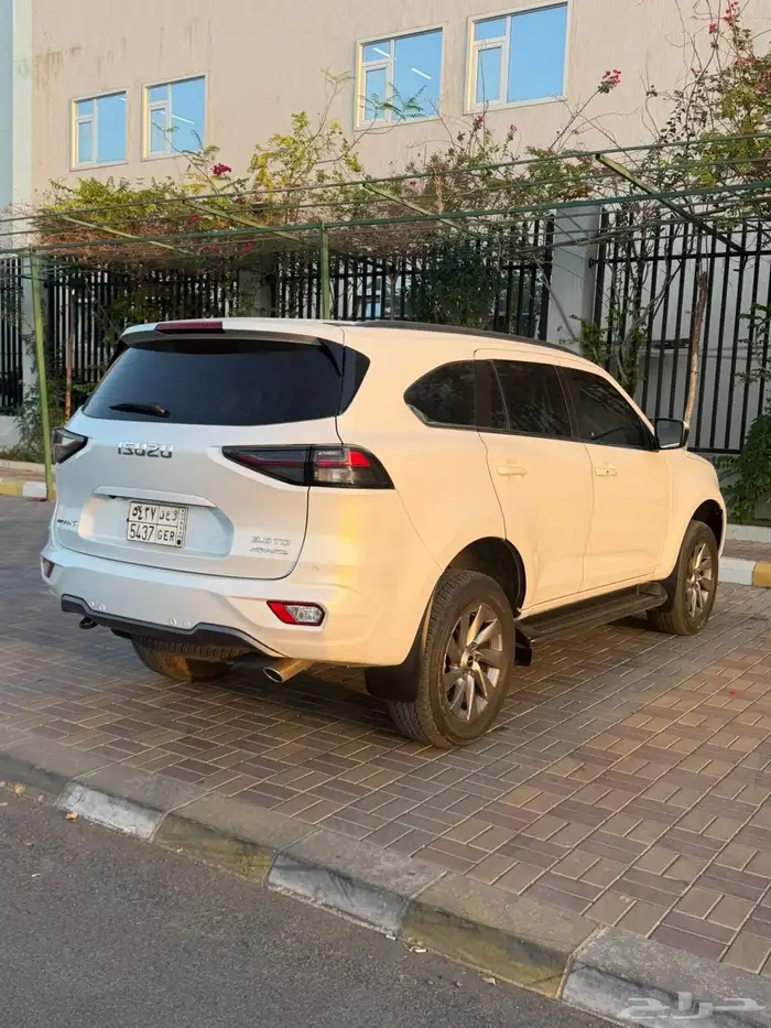 ايسوزو 2024 10