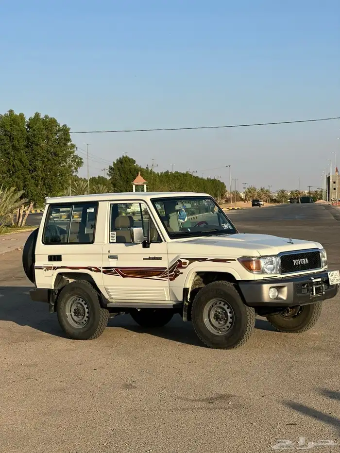 جيب ربع 2021 فل كامل ابيض 3