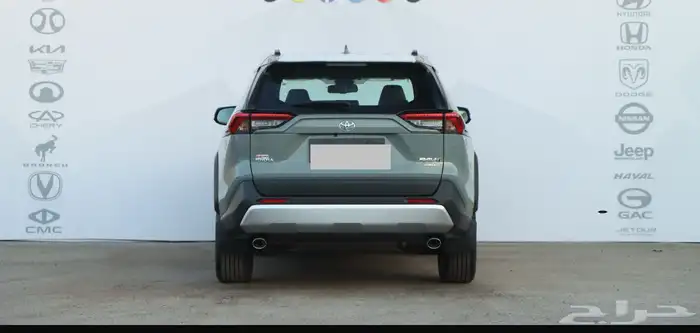 تويوتا راف فور ادفنشر 2025 3