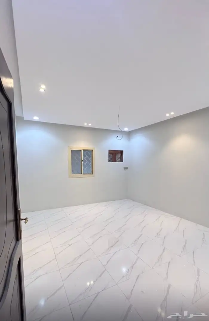 شقة غرفتين شامل الكهرباء والماء للايجار 2