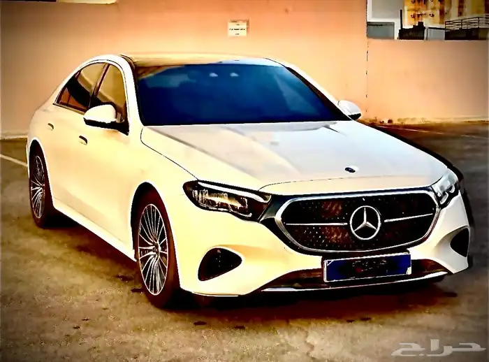 مرسيدس E-class 2024 وارد ضمان 10