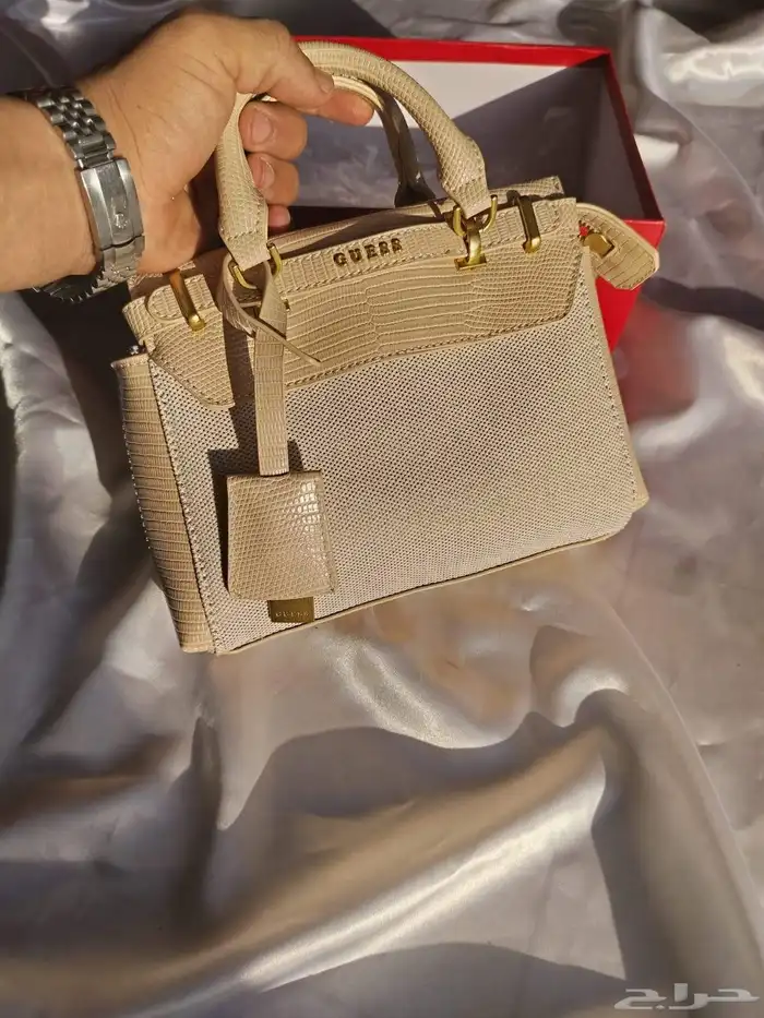 شنط ماركه توصيل فوري جده ورياض باقي المدن شحن لجميع المملكة 5