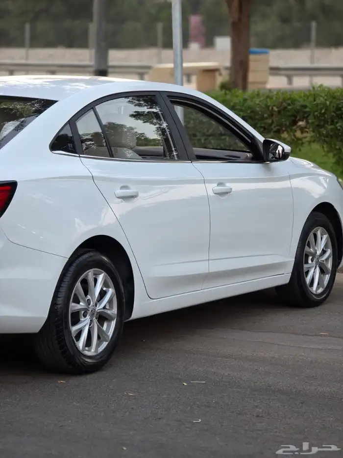 ام جي MG 2023 نص فل بصمه 22