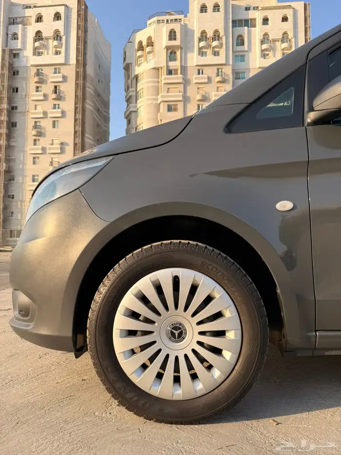مرسيدس Vito Tourer 2020مجهزة للنقل الخاص 7