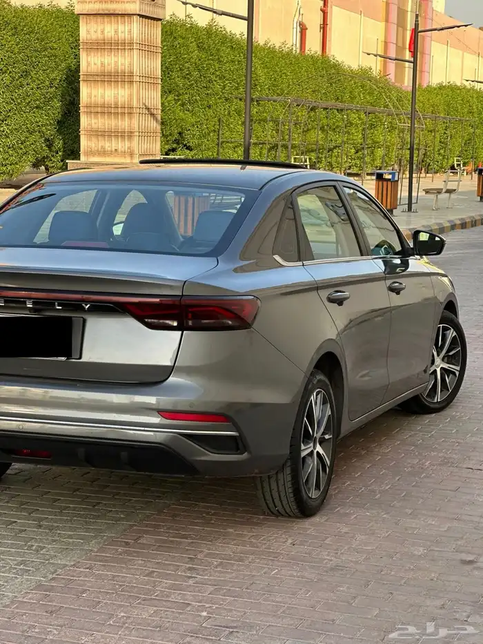 جيلي امجراند 7 موديل 2023 فل كامل السعر 31000 الف 28