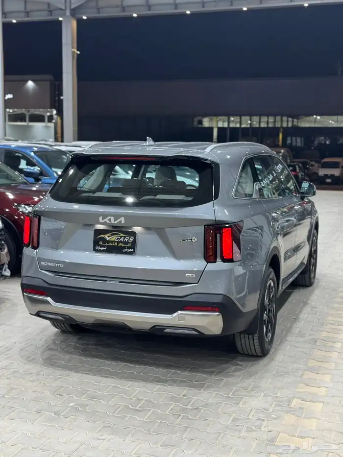 كيا سورنتو 2024 6 سلندر سعودي - عداد 65 الف كيلو 4