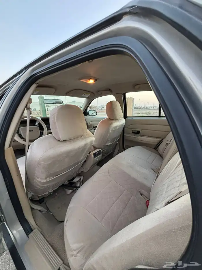 فورد فكتوريا 2010 فل كامل سعودي 7