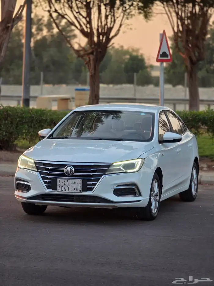 ام جي MG 2023 نص فل بصمه 0